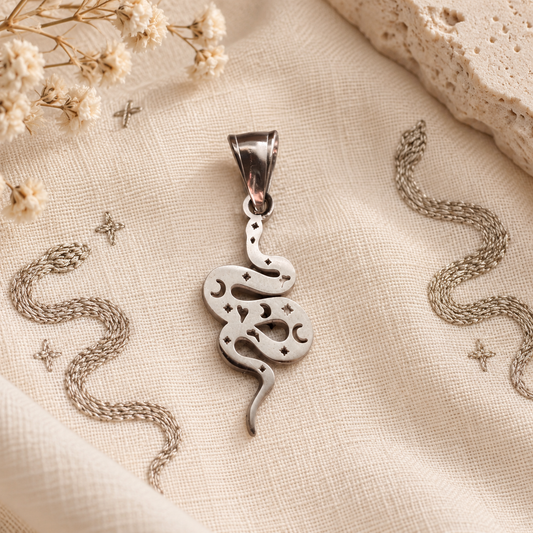 Charm Selene Serpens